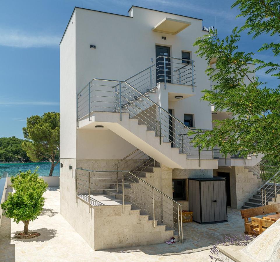 Alexandra Apartments Tribalj Exteriér fotografie